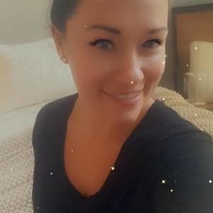 Meet your Posher, Nessa